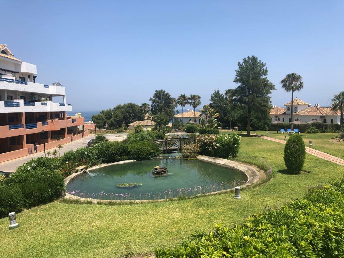 Beautiful New Apartment With Sea View Castillo de Sabinillas Luaran gambar